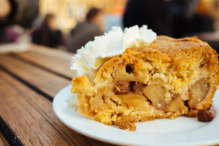 Apple pie (appeltaart) از بهترین غذاهای هلند که نباید از دستش بدهید