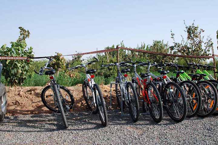 متین آباد و دوچرخه سواری