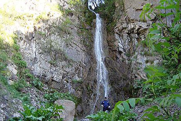 آبشار هشتجین