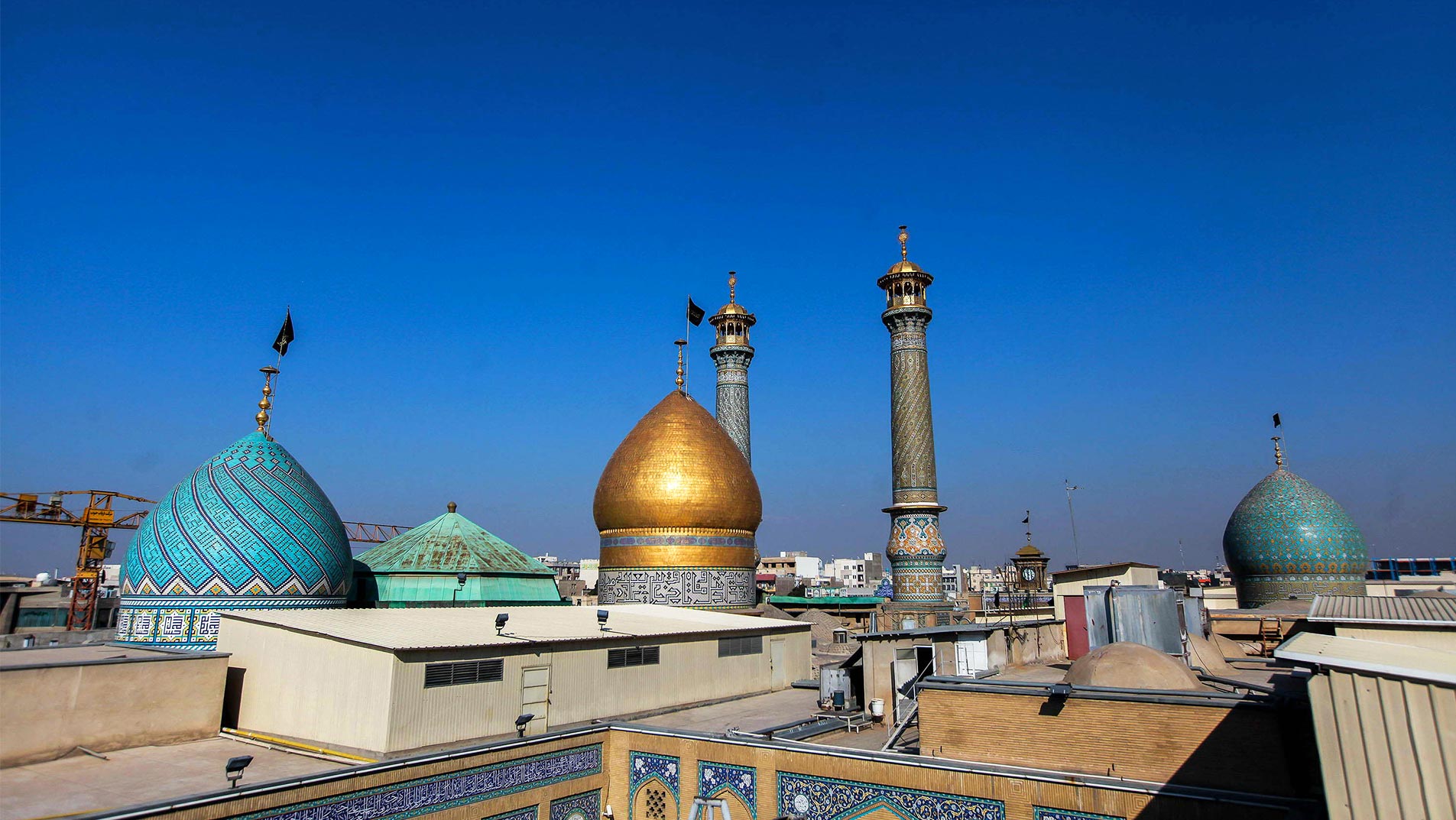 مکان های مذهبی تهران که باید حتما به آن سری بزنید