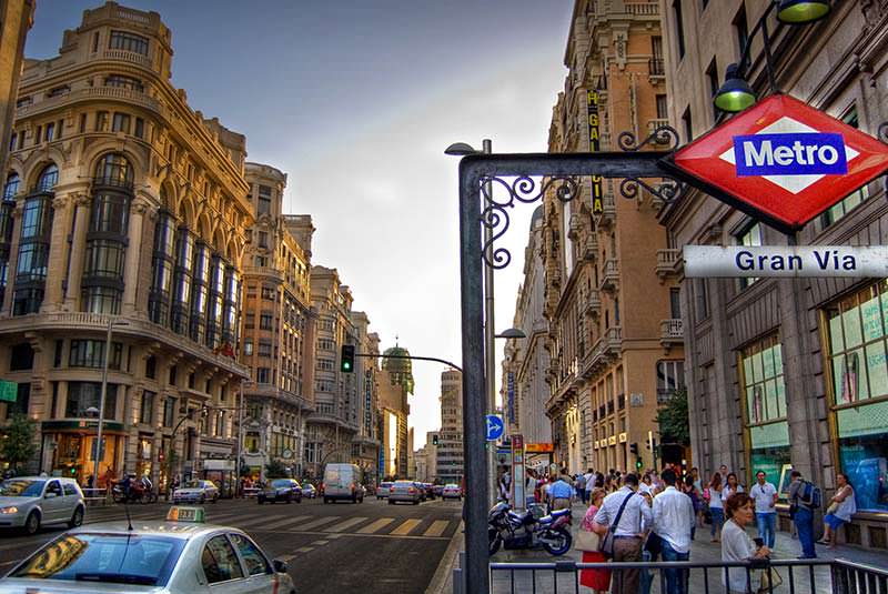 گران ویا | از جذاب‌ترین خیابان‌ها و جاهای دیدنی مادرید 